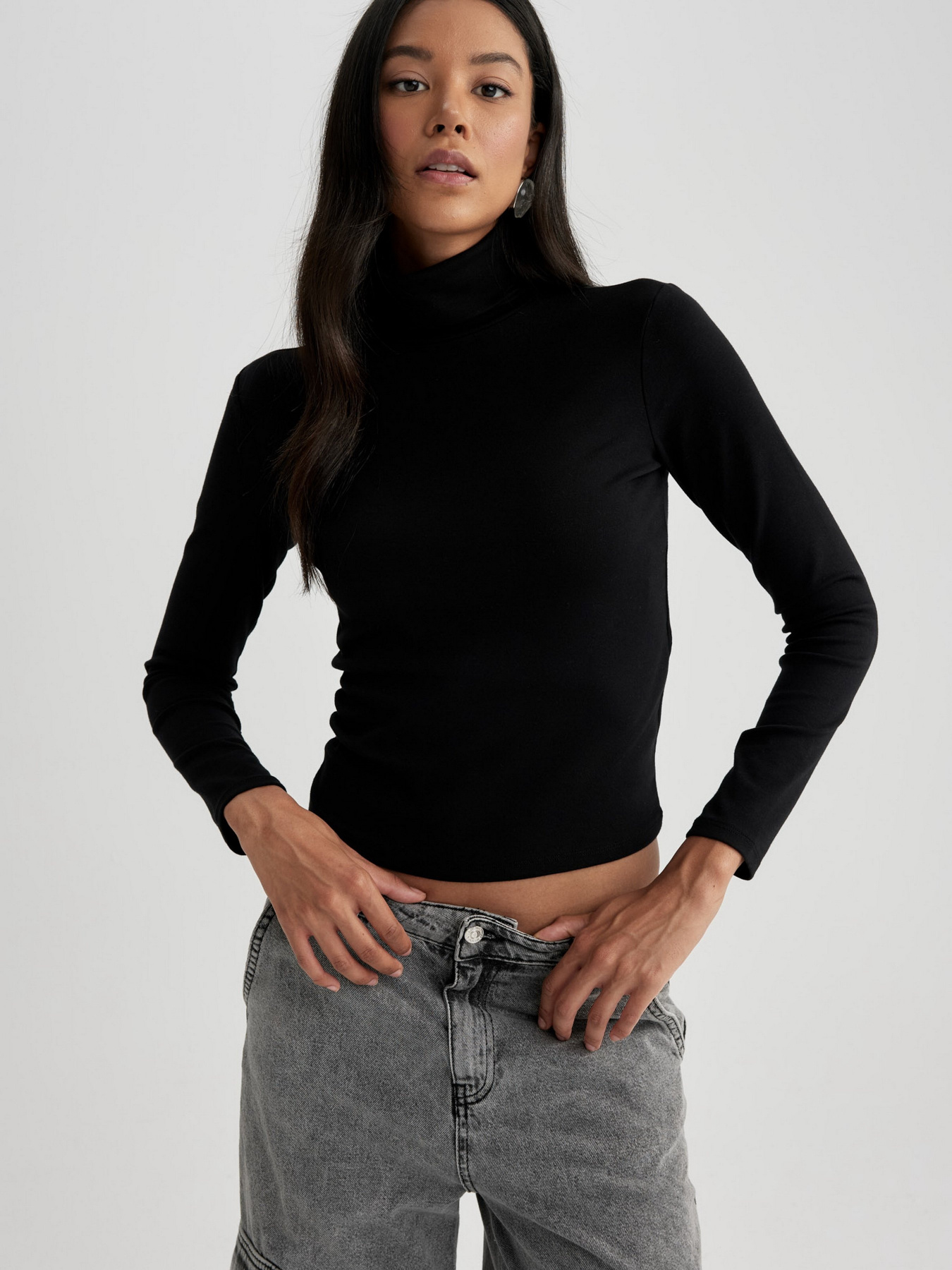 Лонгслів DeFacto модель B2062AX-BK81 Фото