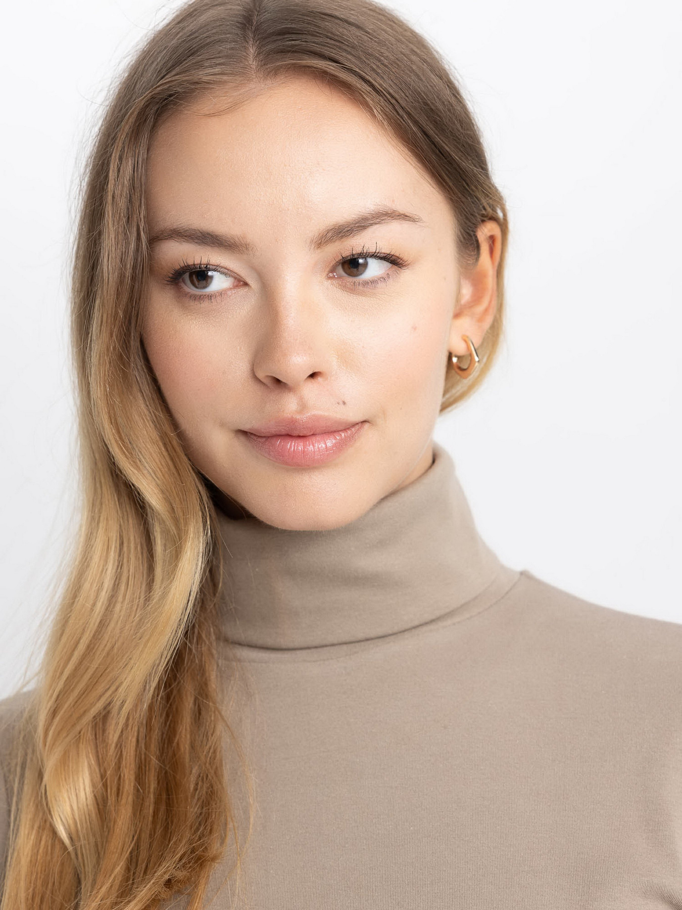 Лонгслів DeFacto модель B2062AX-KH466 Фото