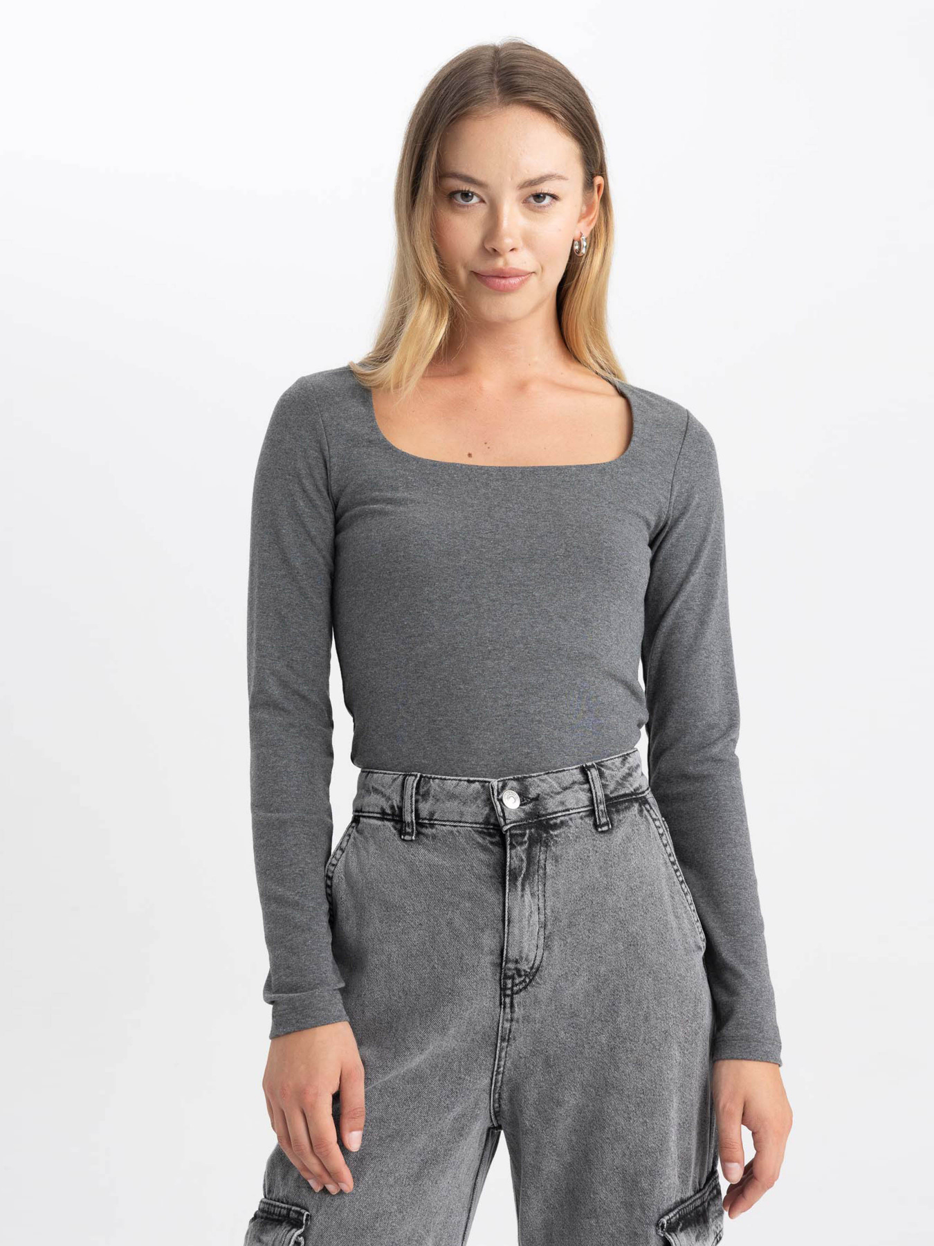 Лонгслів DeFacto модель B2067AX-AR53 Фото