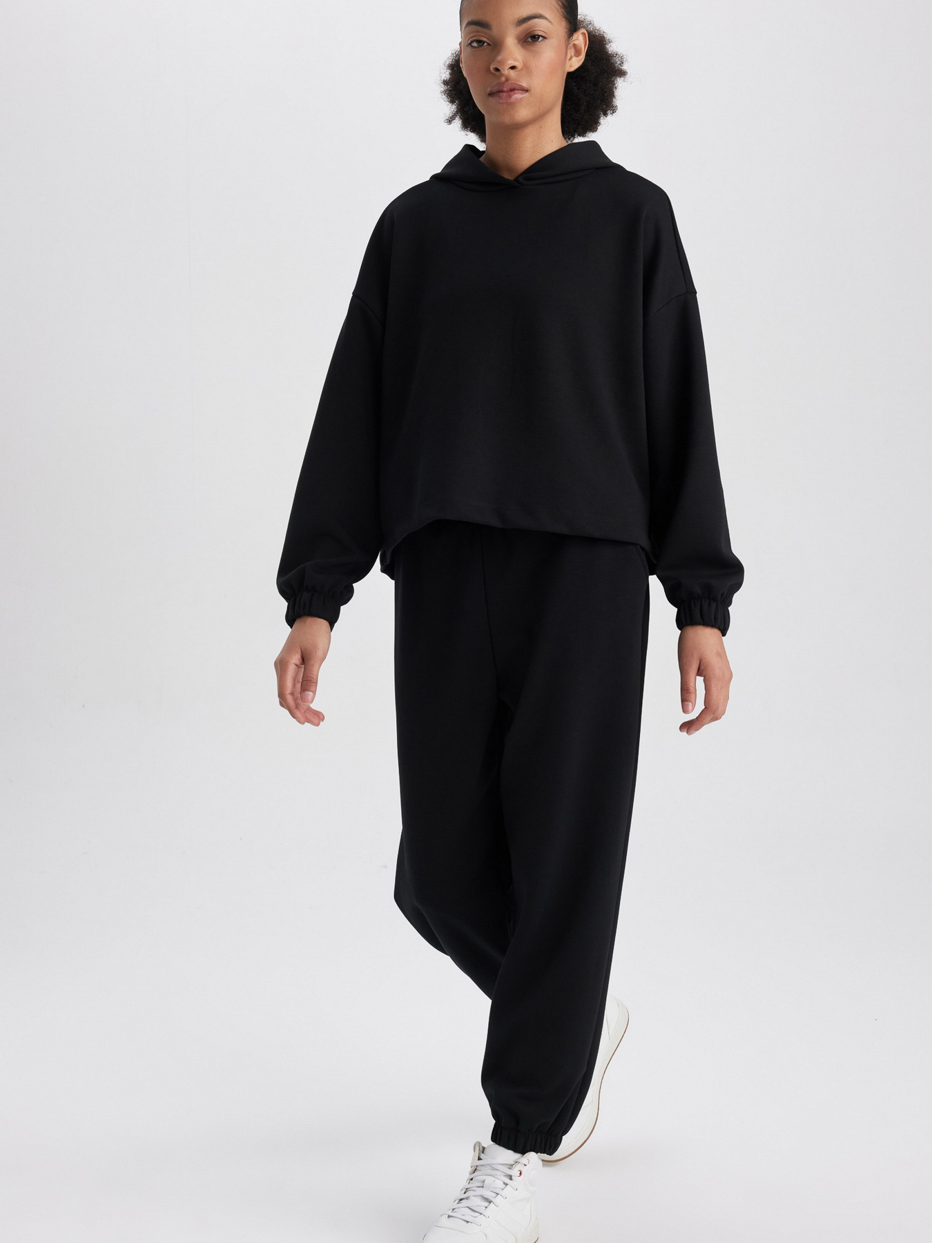 Джогери DeFacto модель Z6694AZ-BK81 Фото