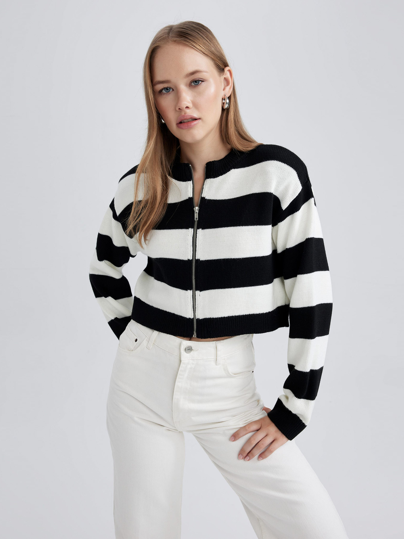 Кардиган DeFacto модель A5601AX-BK27 Фото