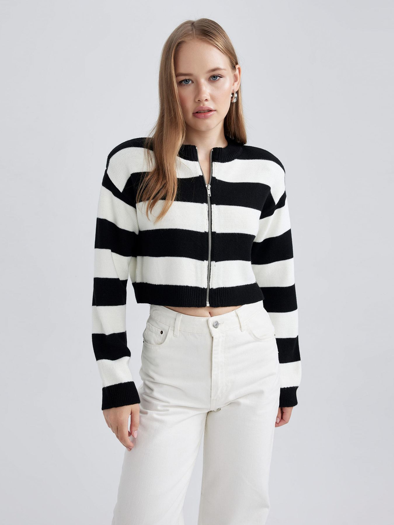 Кардиган DeFacto модель A5601AX-BK27 Фото