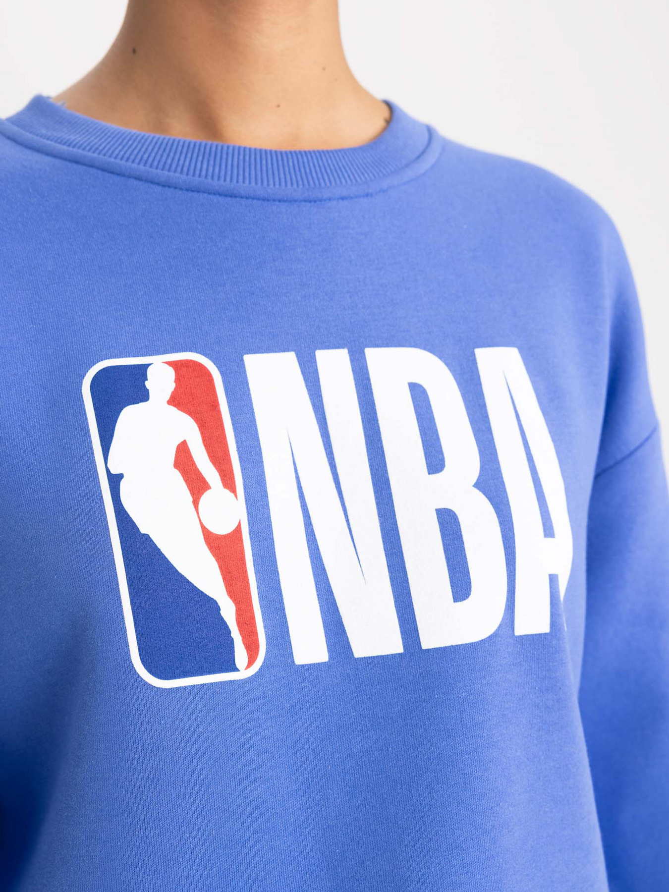 Свитшот DeFacto модель Z2303AZ-BE412 Фото