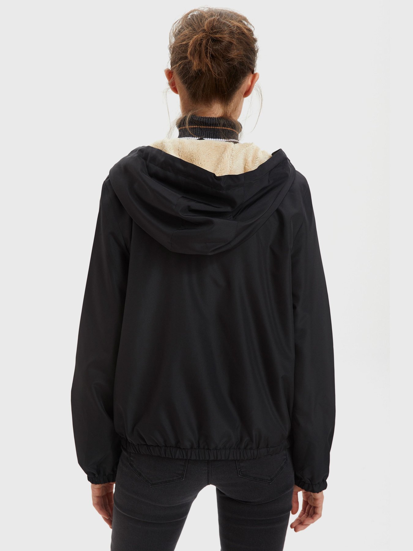 Демисезонная куртка DeFacto модель R0395AZ-BK27 Демисезонная куртка DeFacto модель R0395AZ-BK27 Фото