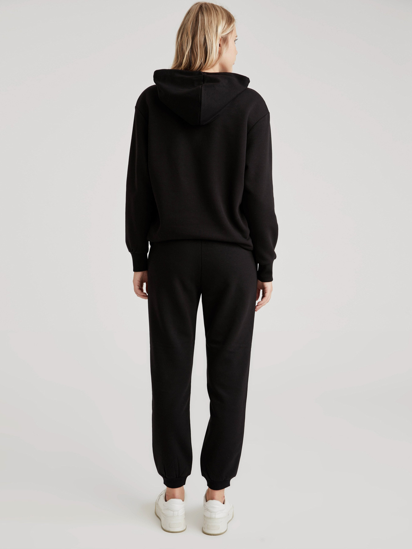 Спортивні штани DeFacto модель S8118AZ-BK27 Фото