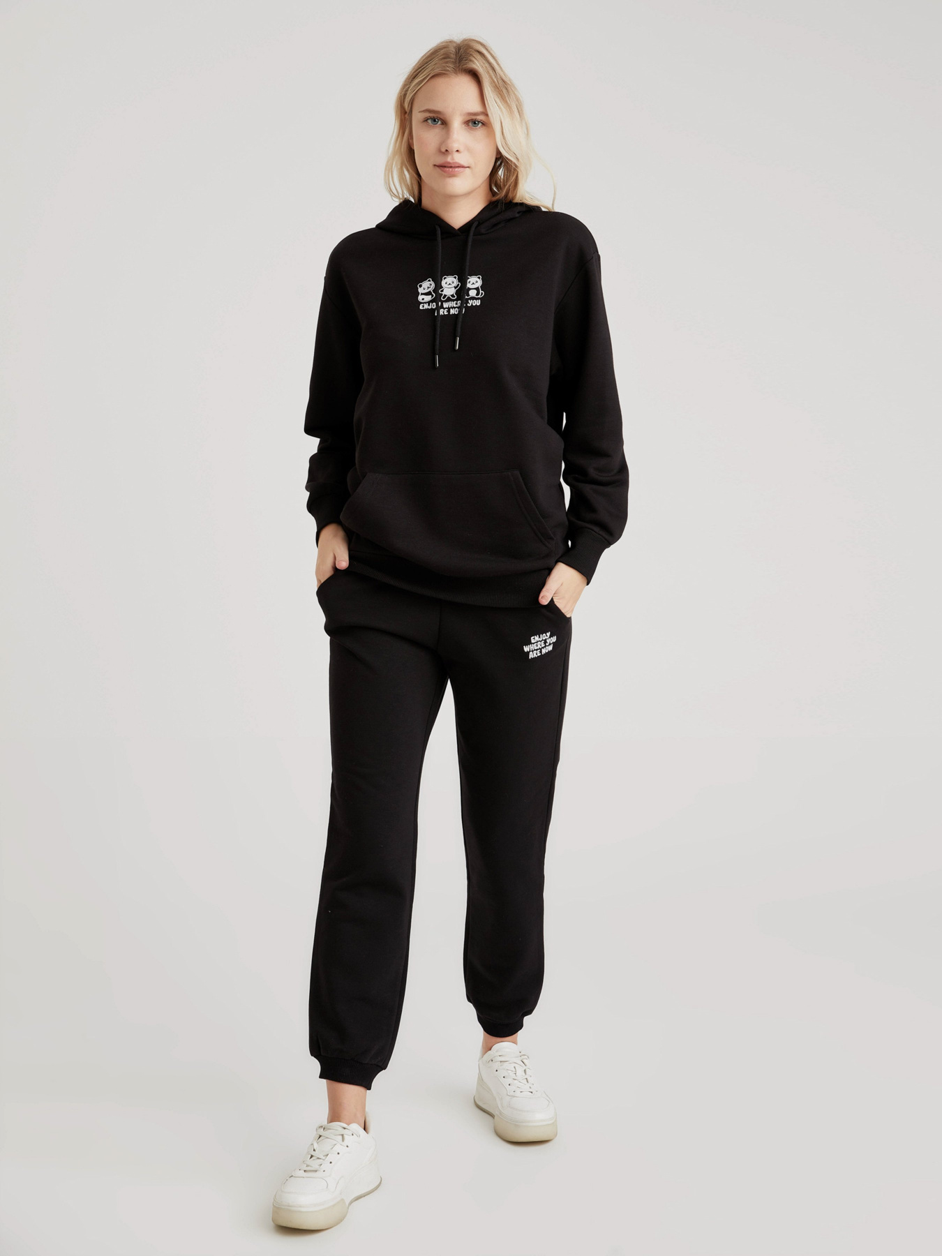 Спортивні штани DeFacto модель S8118AZ-BK27 Фото