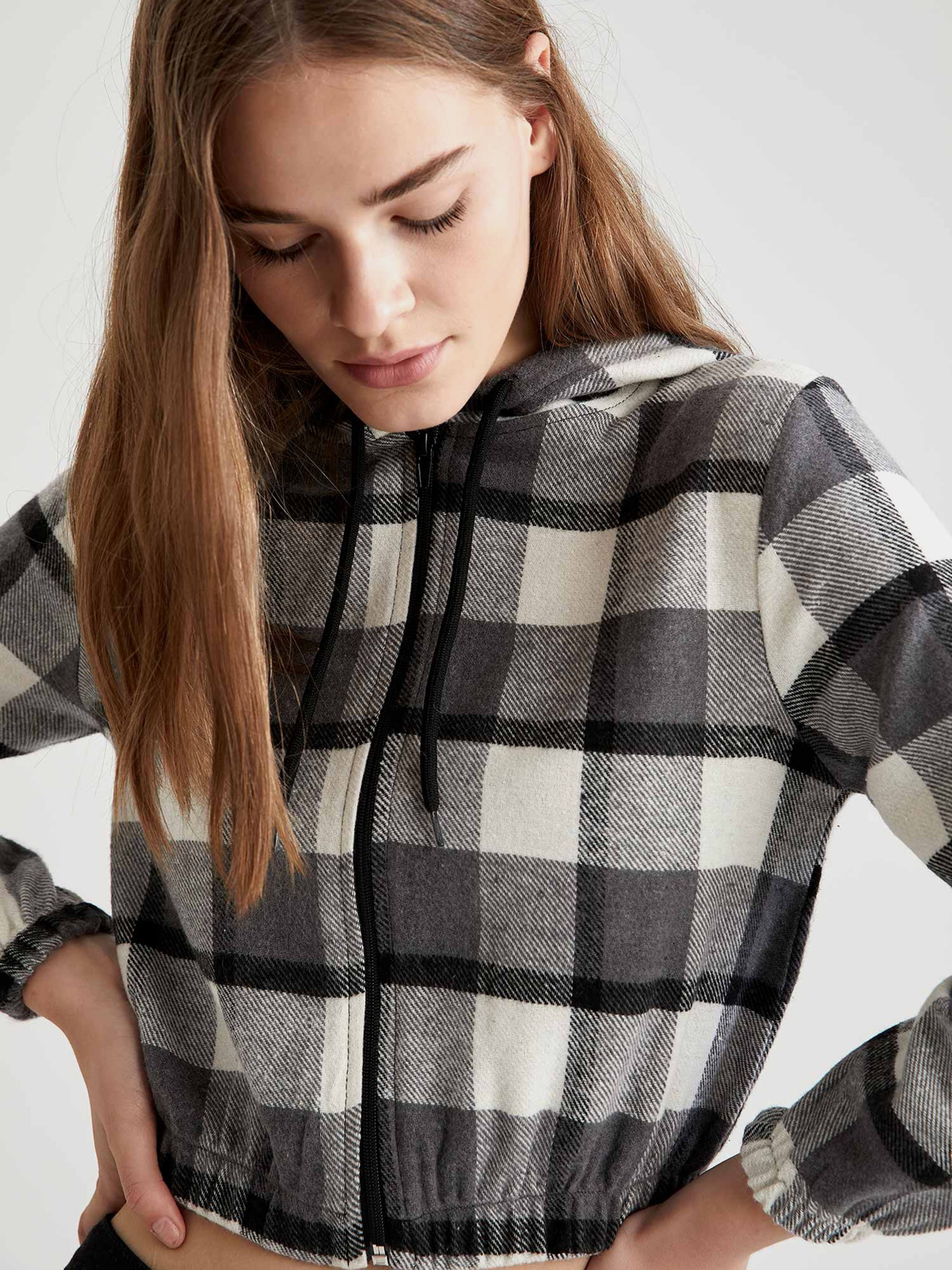 Кофта DeFacto модель T4547AZ-BK27 Фото