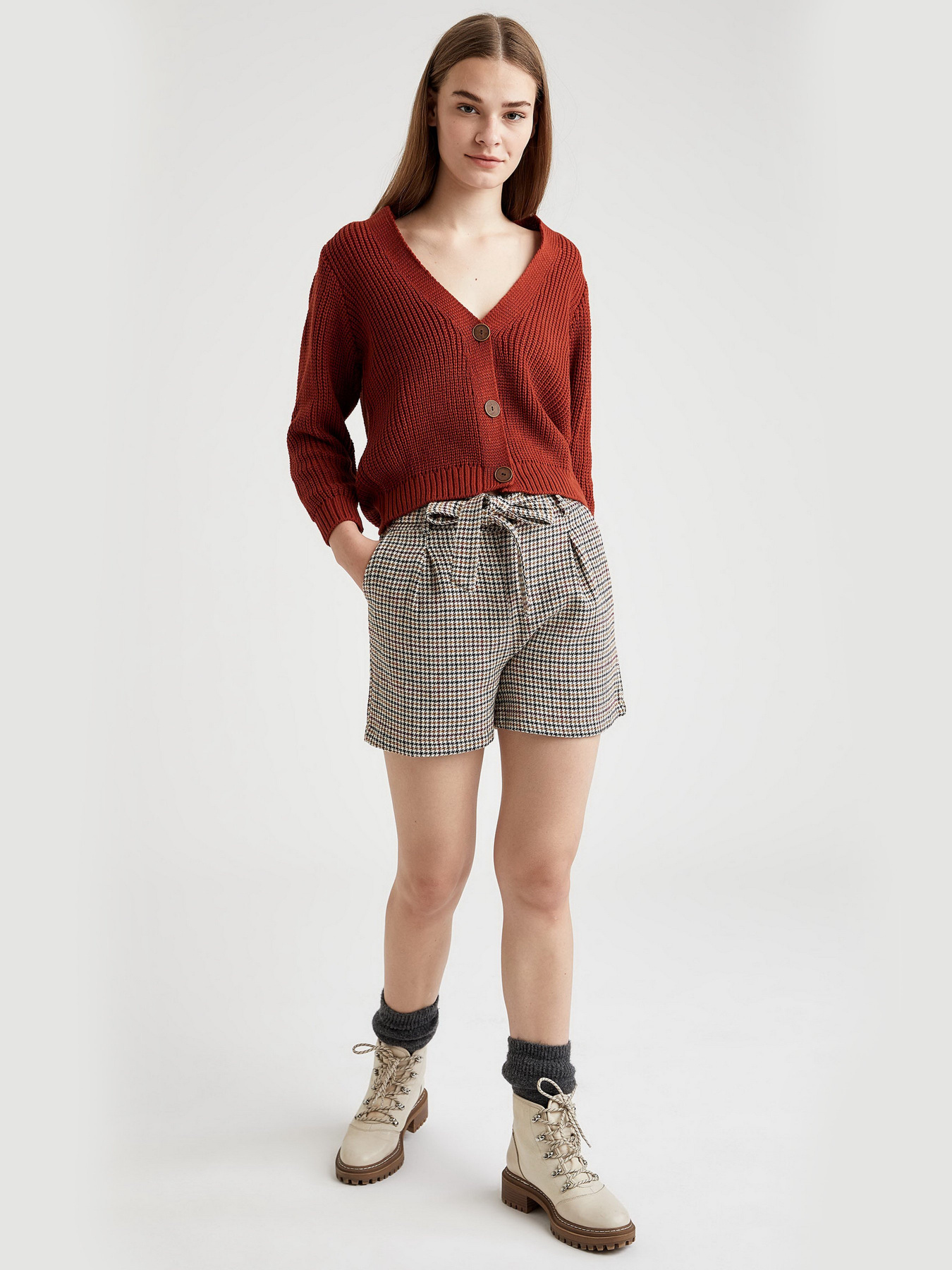 Шорты чинос DeFacto модель S6285AZ-ER138 Фото