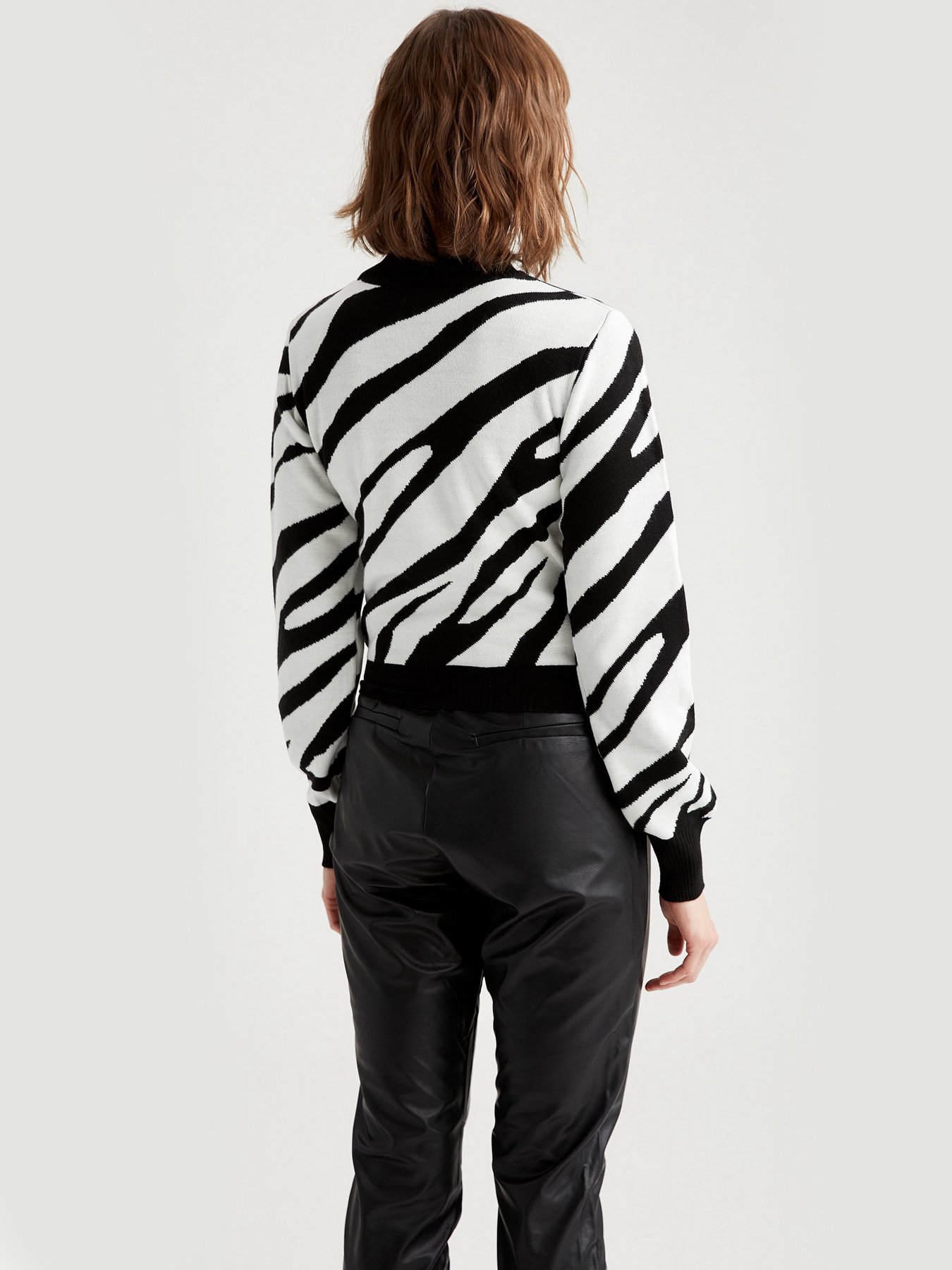 Джемпер DeFacto модель T6240AZ-BK27 Фото