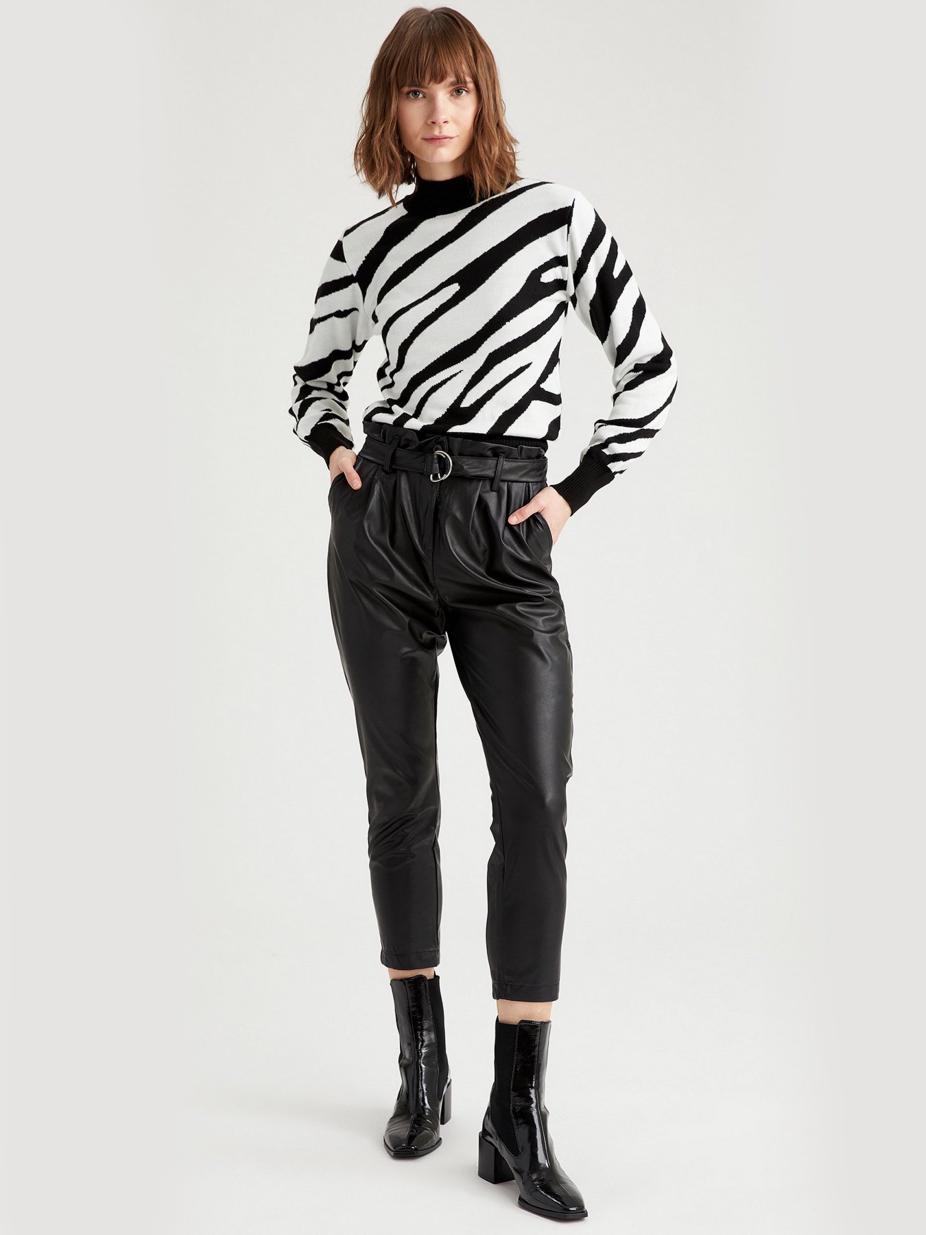 Джемпер DeFacto модель T6240AZ-BK27 Фото