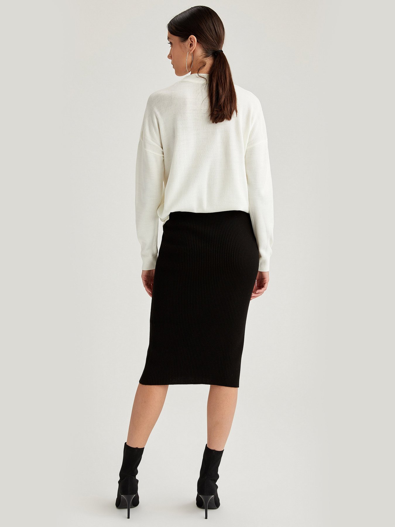 Спідниці DeFacto модель T6250AZ-BK27 Фото