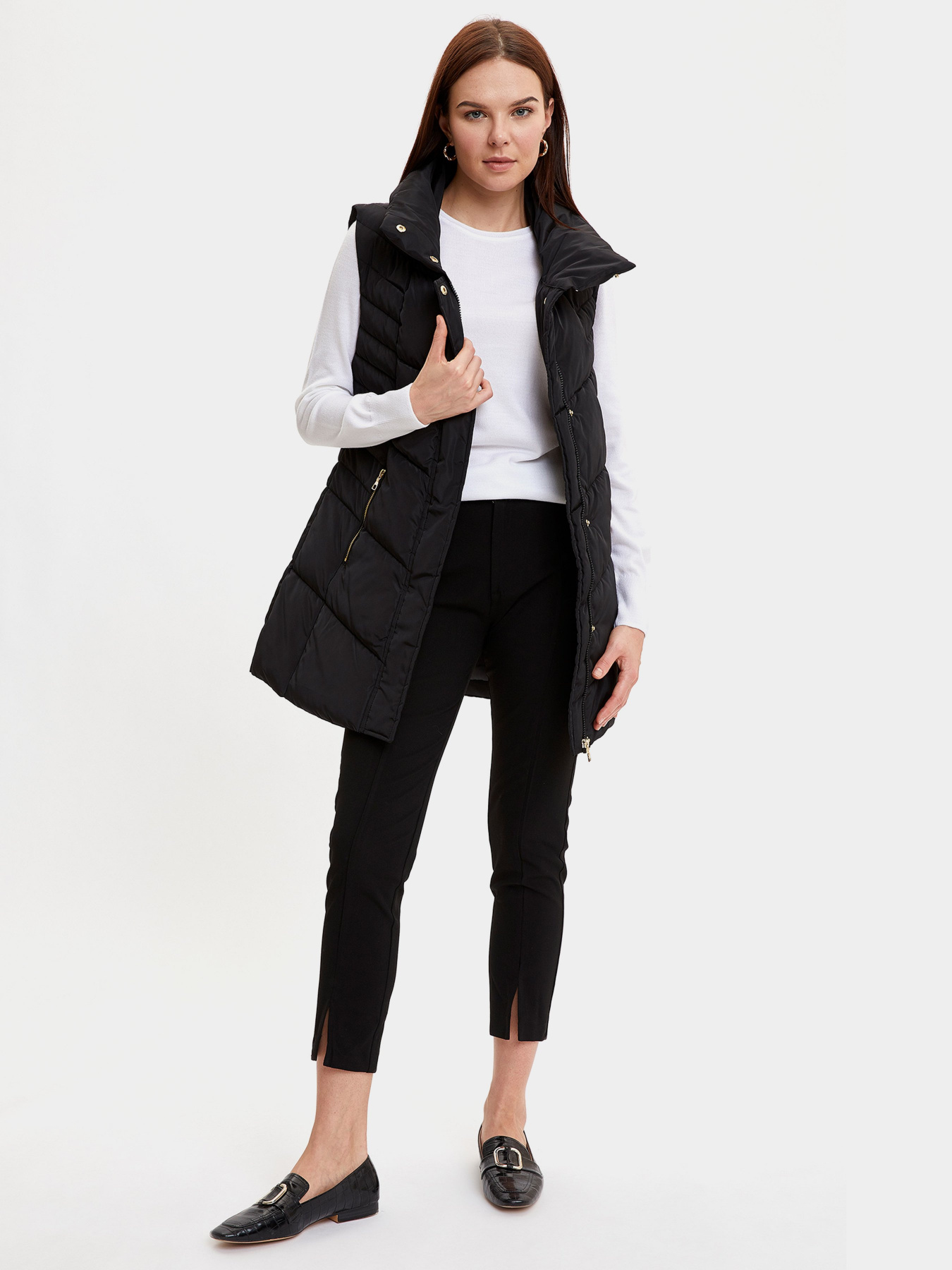 Утеплений жилет DeFacto модель R1109AZ-BK27 Фото