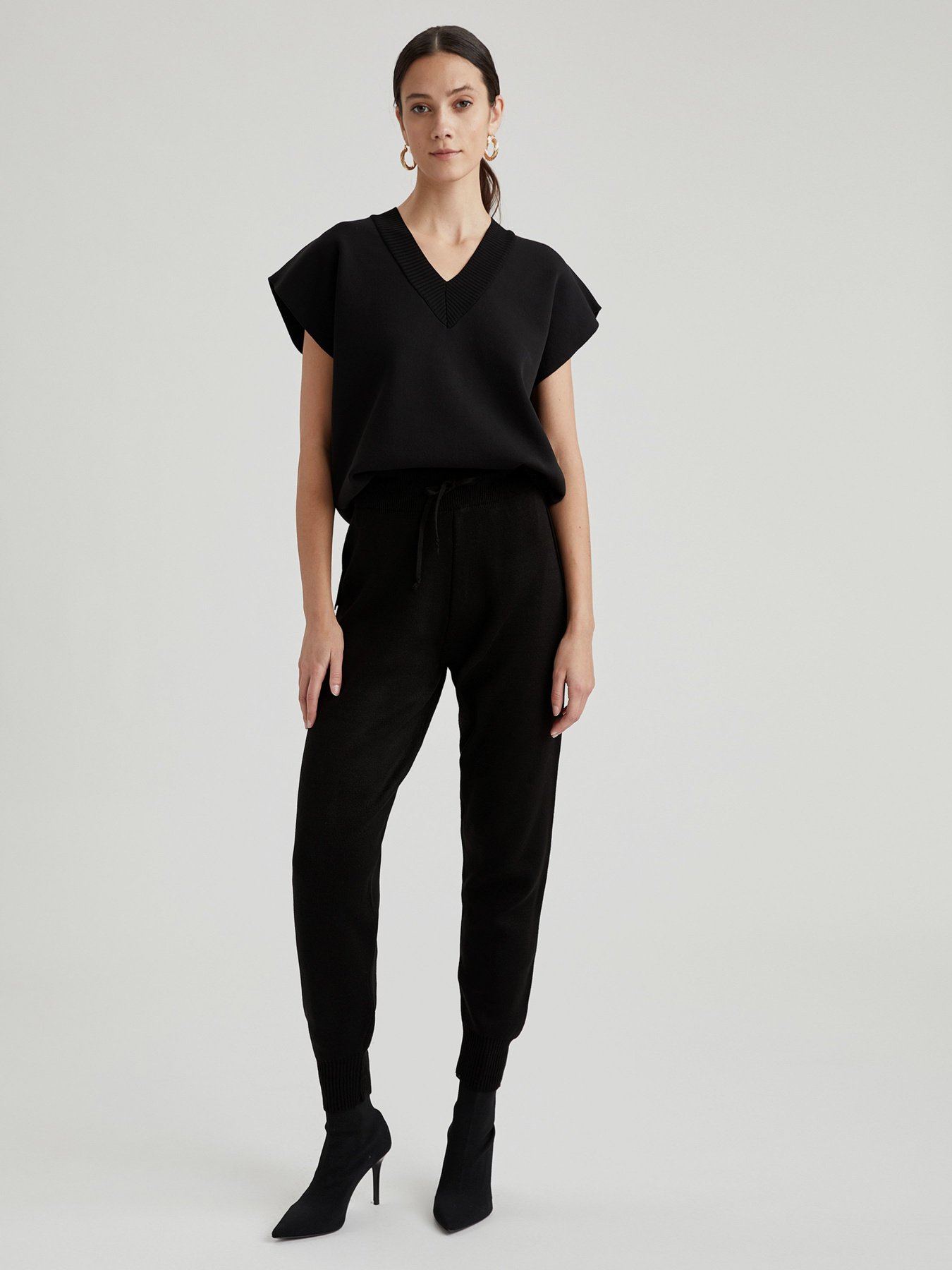 Жилет DeFacto модель T6170AZ-BK27 Фото