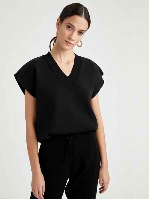 Жилет DeFacto модель T6170AZ-BK27 Фото