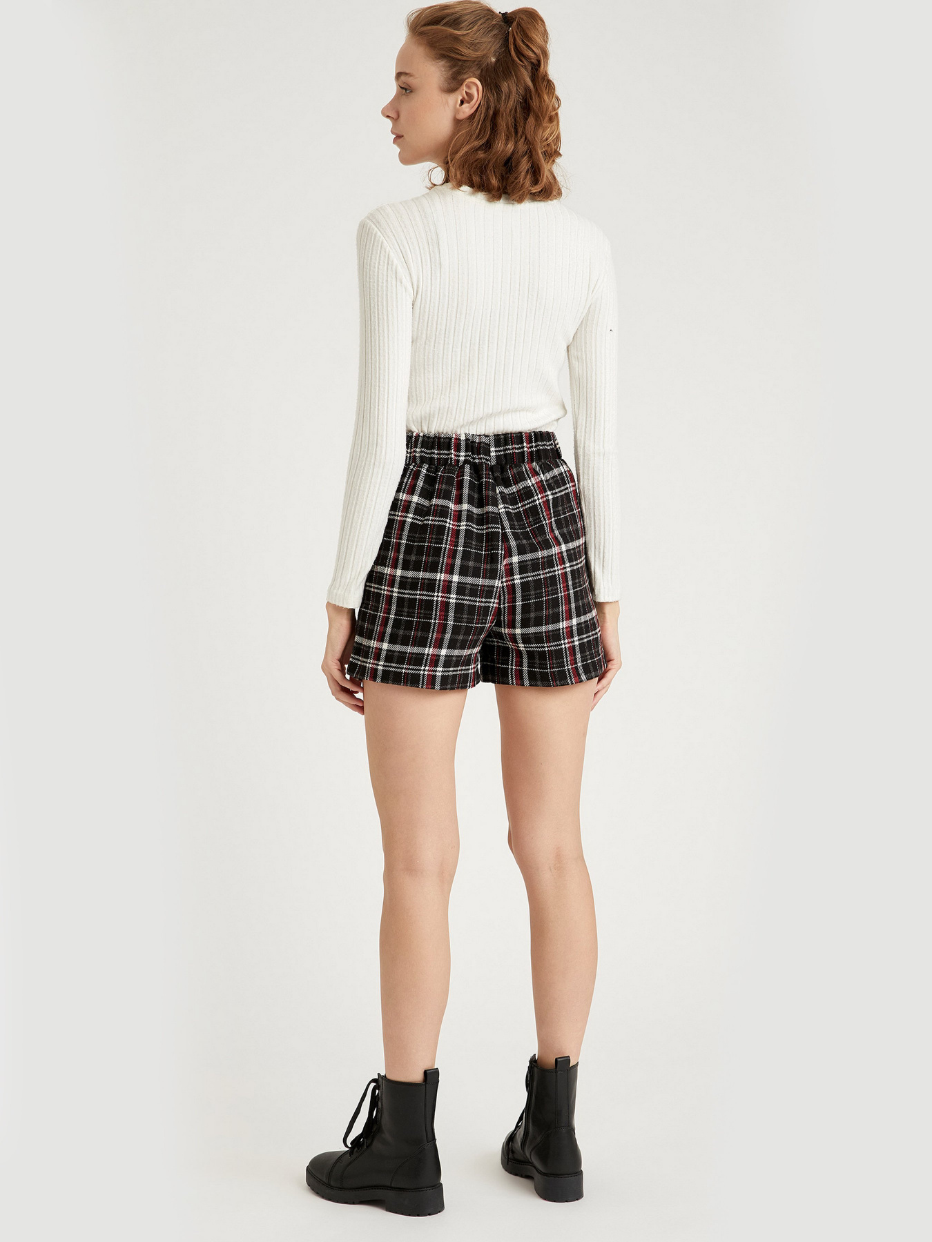 Повсякденні шорти DeFacto модель S6285AZ-BK27 Фото