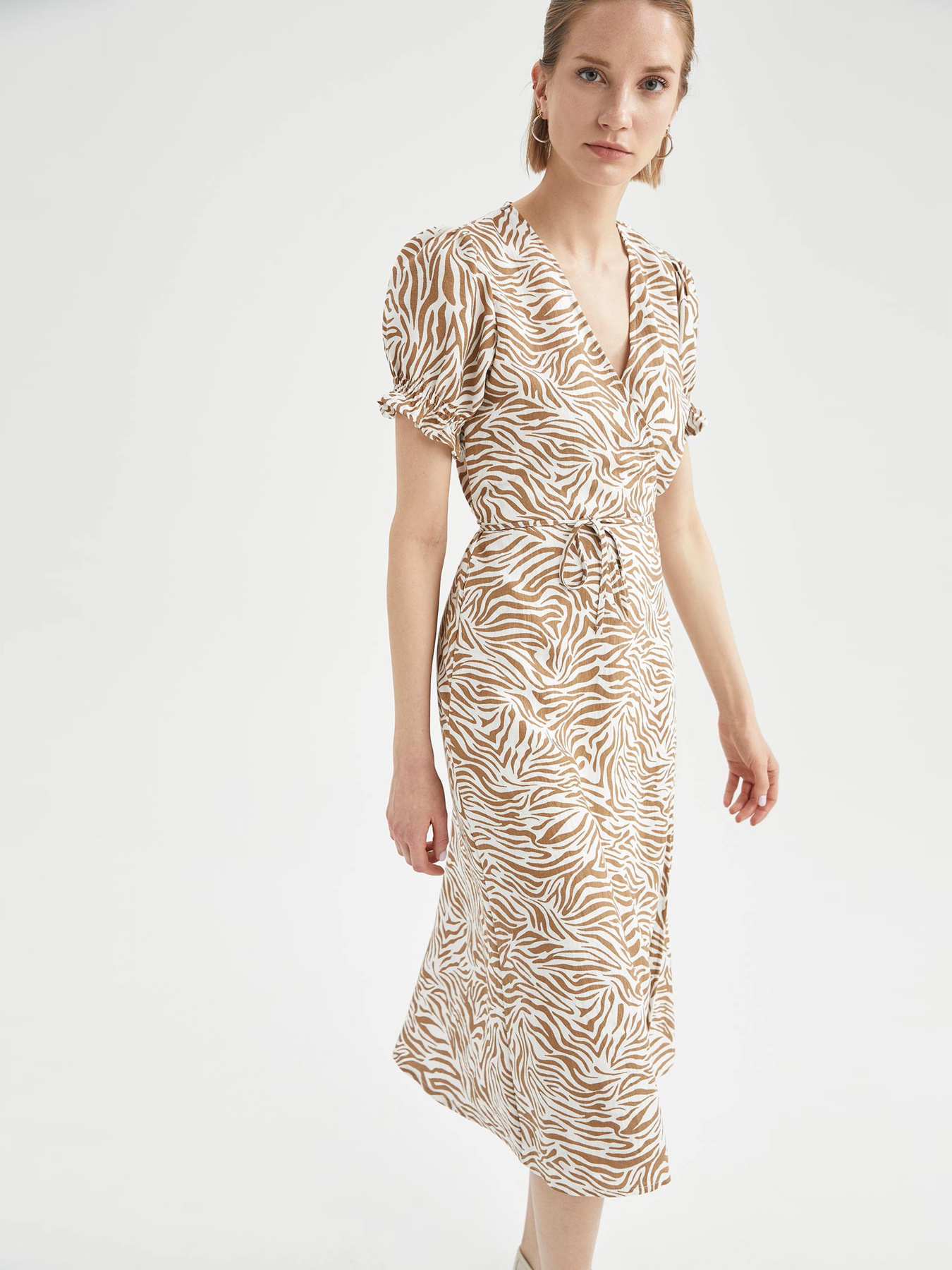 Платье миди DeFacto модель T8198AZ-BG407 Фото