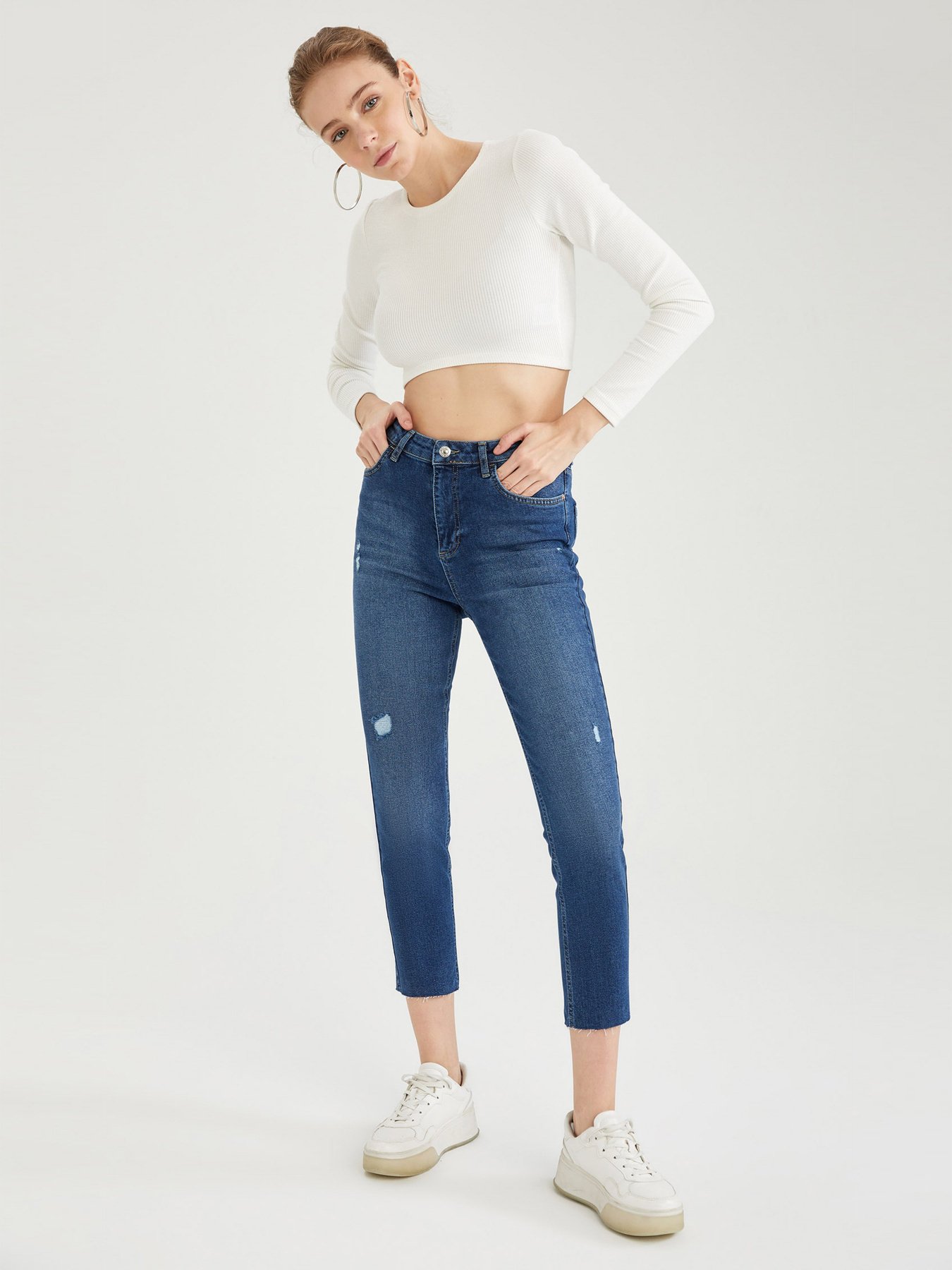 Зауженные джинсы DeFacto Slim модель T9722AZ-NM28 Фото