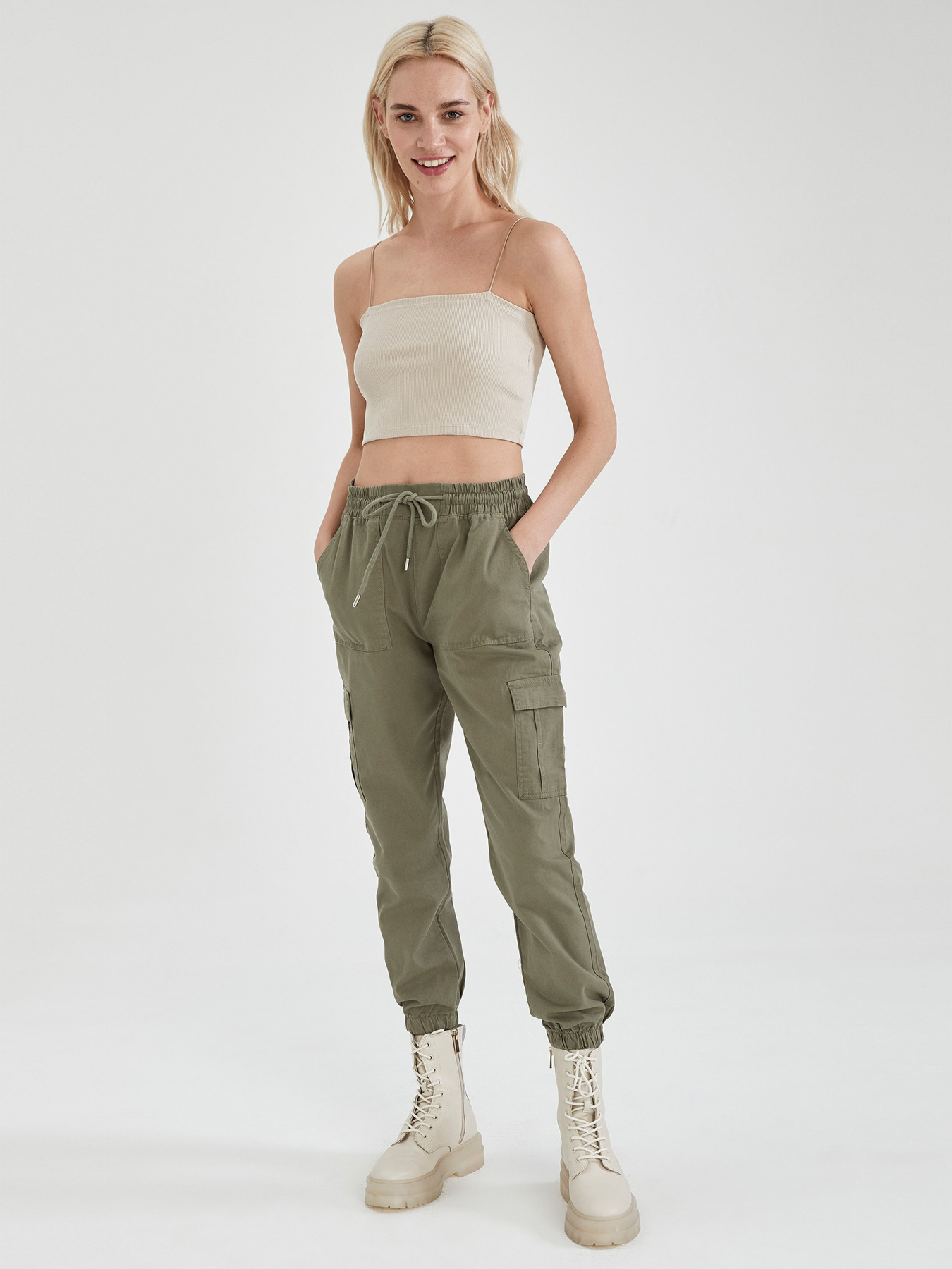 Топ DeFacto модель U0358AZ-BG670 Фото