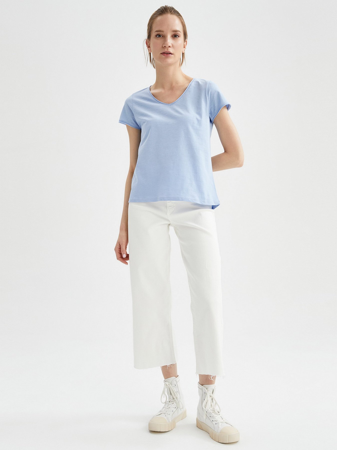 Футболки и поло DeFacto модель K1507AZ-BE551 Фото