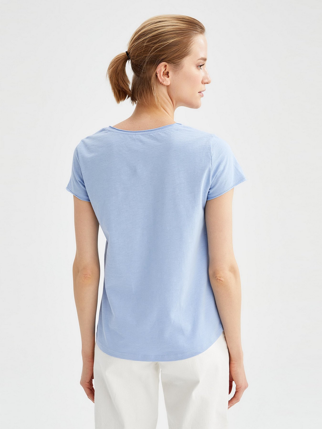 Футболки и поло DeFacto модель K1507AZ-BE551 Фото