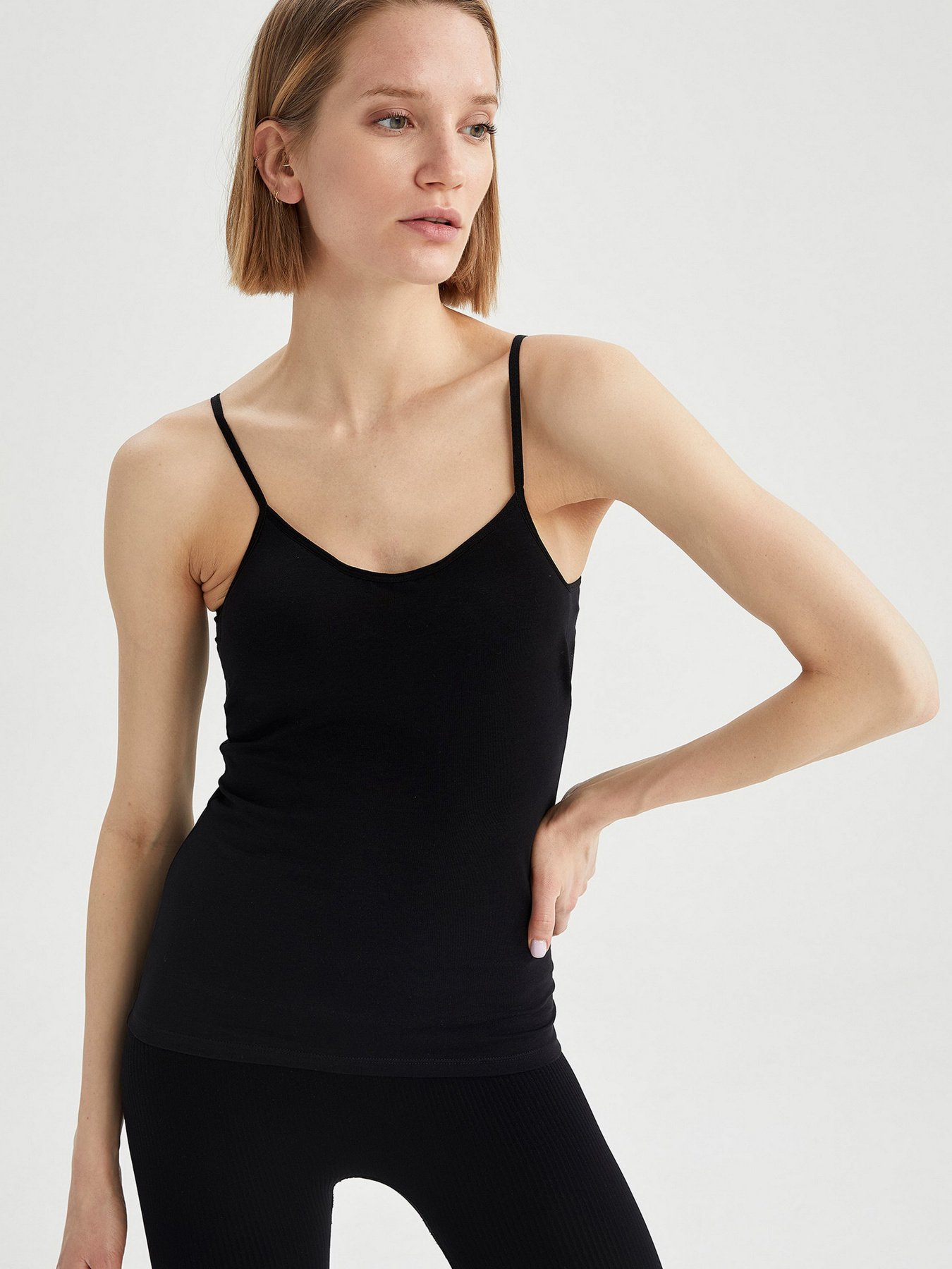 Майка для дому DeFacto модель N6090AZ-BK27 Майка для дому DeFacto модель N6090AZ-BK27 Фото