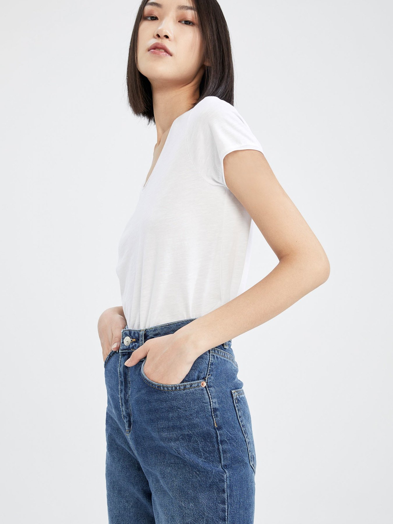 Футболка DeFacto модель K1507AZ-WT34 Футболка DeFacto модель K1507AZ-WT34 Фото