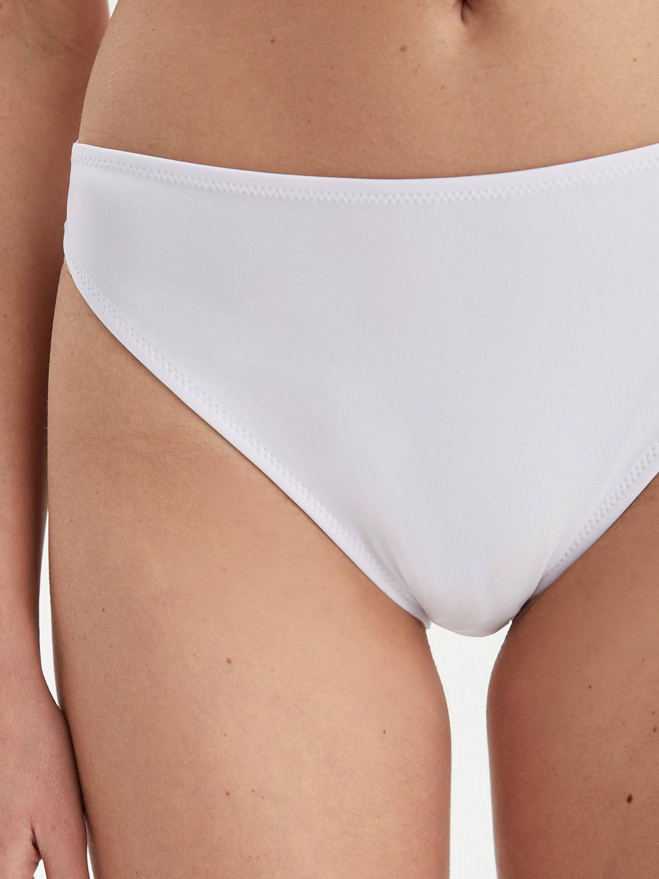 Низ купальника DeFacto модель T4308AZ-WT32 Фото