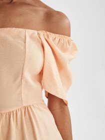 Платье мини DeFacto модель U4644AZ-OG290 Платье мини DeFacto модель U4644AZ-OG290 Фото