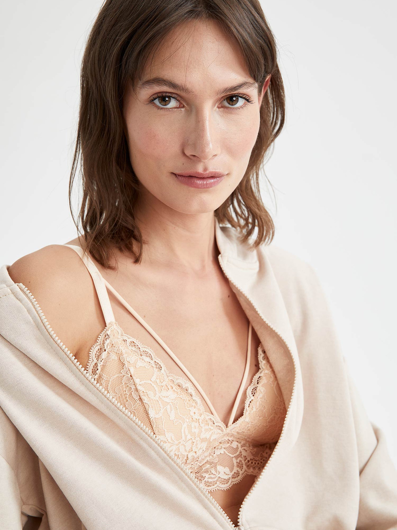 Бюстгальтер DeFacto модель R6569AZ-BG286 Фото