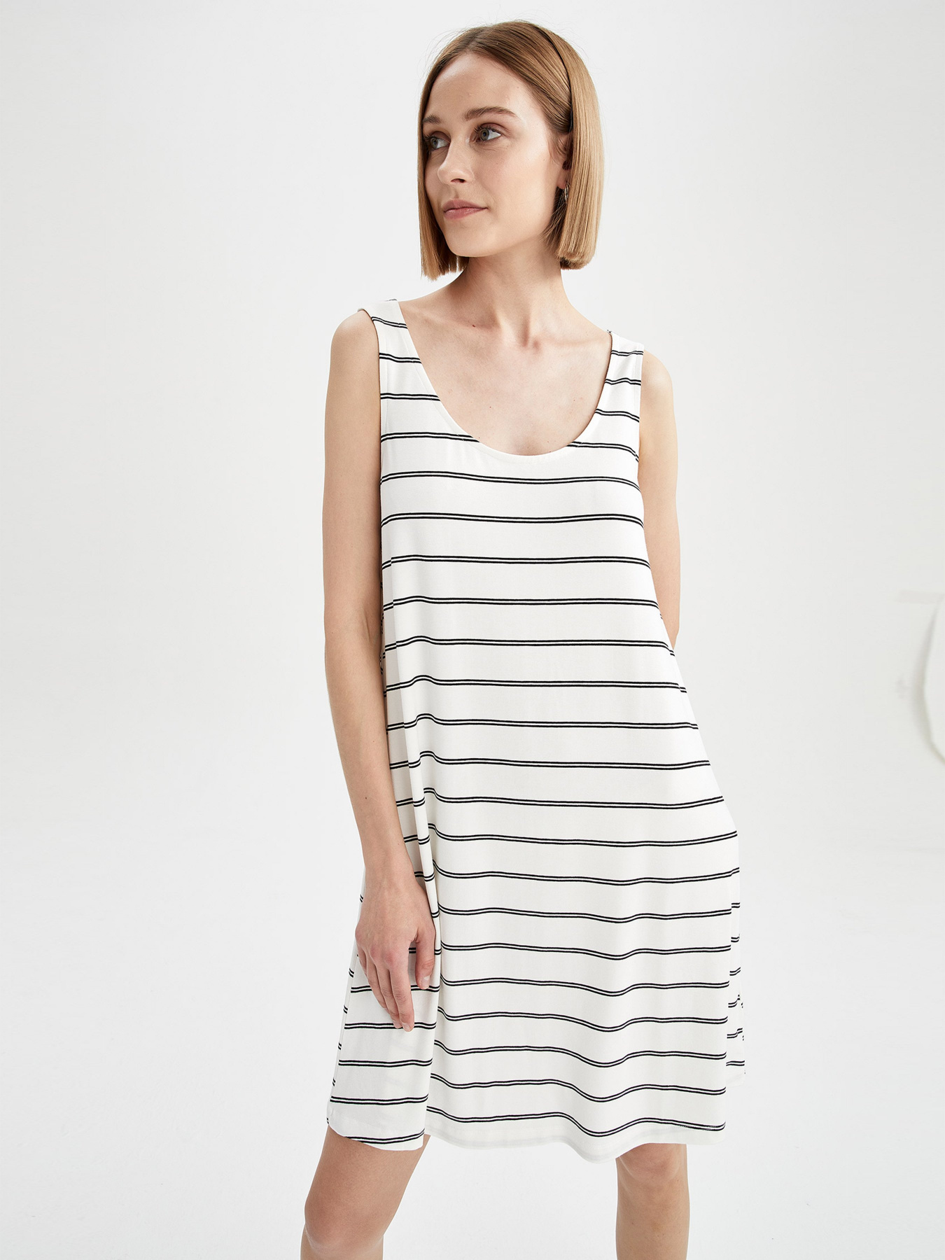 Платья DeFacto модель U3284AZ-WT34 Фото