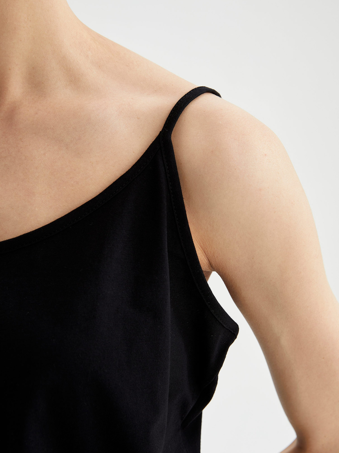 Повсякденні шорти DeFacto модель U6484AZ-BK27 Повсякденні шорти DeFacto модель U6484AZ-BK27 Фото