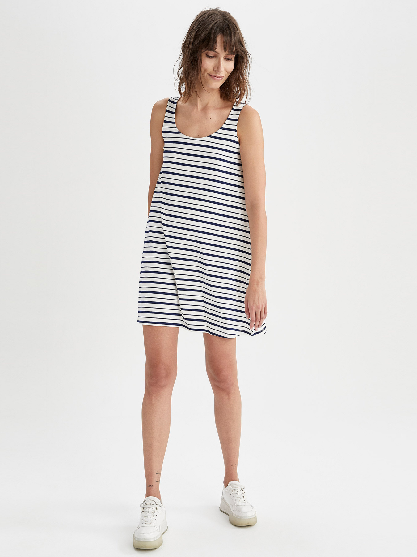 Платье мини DeFacto модель U3284AZ-NV31 Фото