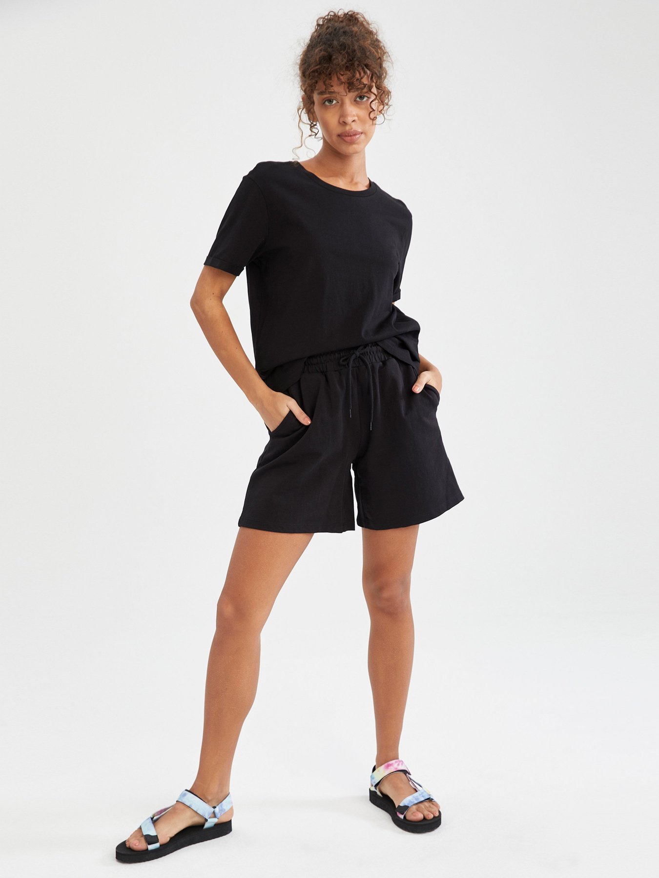 Костюмы DeFacto модель V0310AZ-BK27 Фото