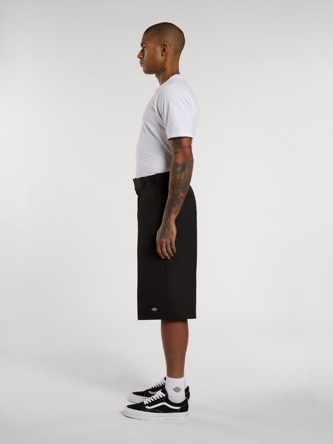 Шорты Dickies 15 Inch Multi Pocket модель DK0A4Z7YBLK1 Фото