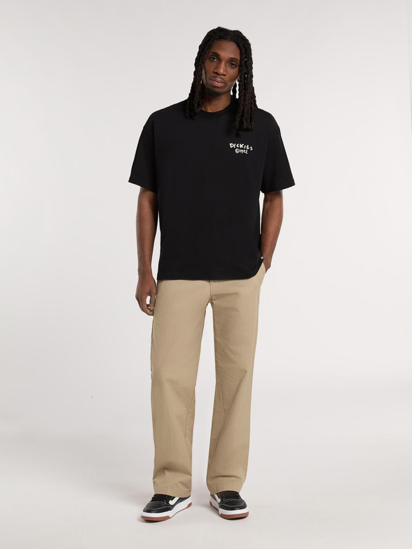 Футболка Dickies Sneedville модель DK0A87QOBLK1 Футболка Dickies Sneedville модель DK0A87QOBLK1 Фото