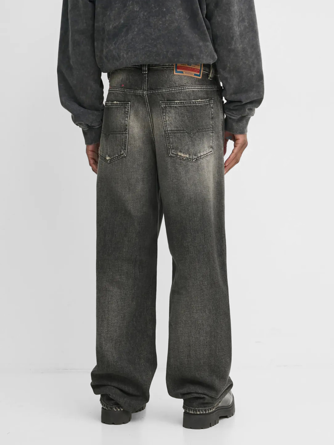 Широкі джинси Diesel модель A11598-007Z1-02 Широкі джинси Diesel модель A11598-007Z1-02 Фото