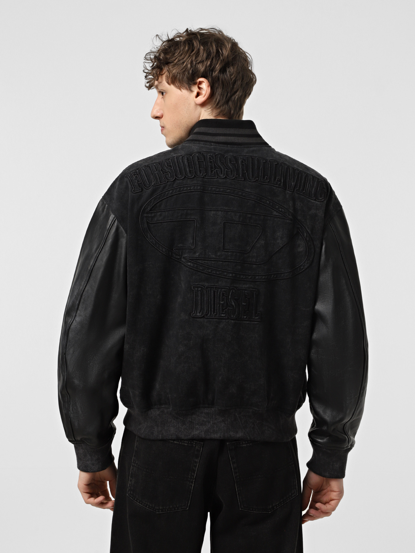 Бомбер Diesel модель A17366-0IKAW-9XX Фото