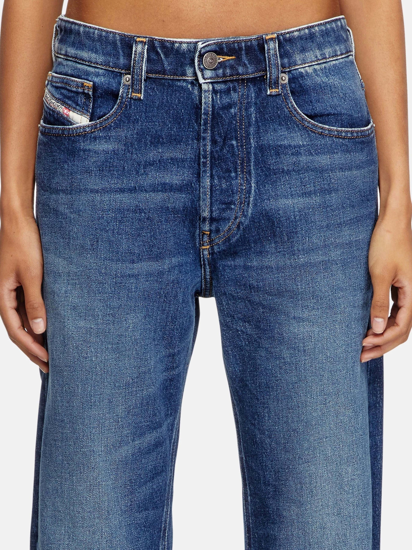 Прямые джинсы Diesel модель A07018-09L21-01 Фото