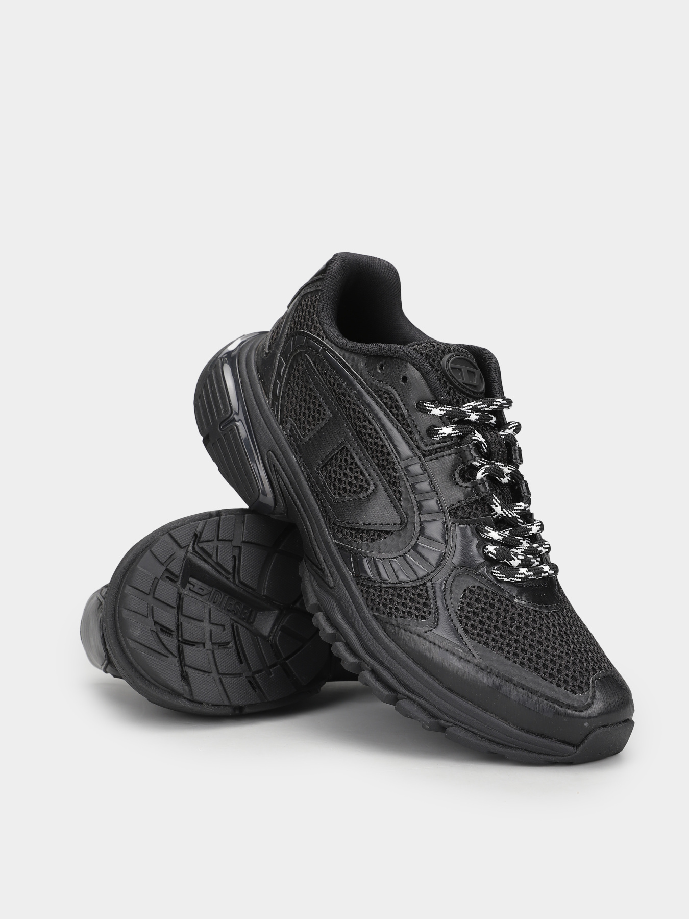 Кроссовки повседневные Diesel модель Y03594-P8136-T8013 Фото