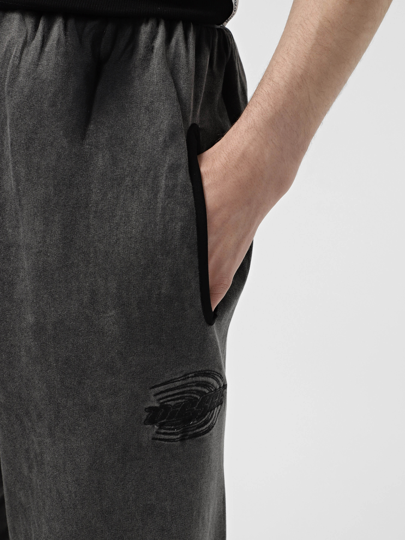 Джогери Diesel модель A16323-0BMBK-9XX Фото