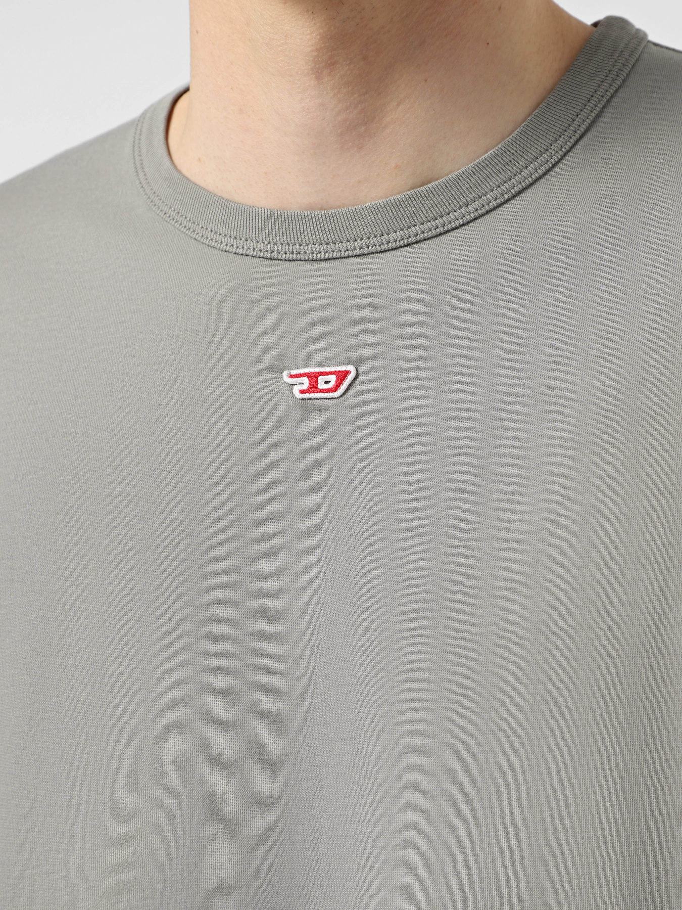 Футболка Diesel модель A16614-0QLAA-9DU Фото