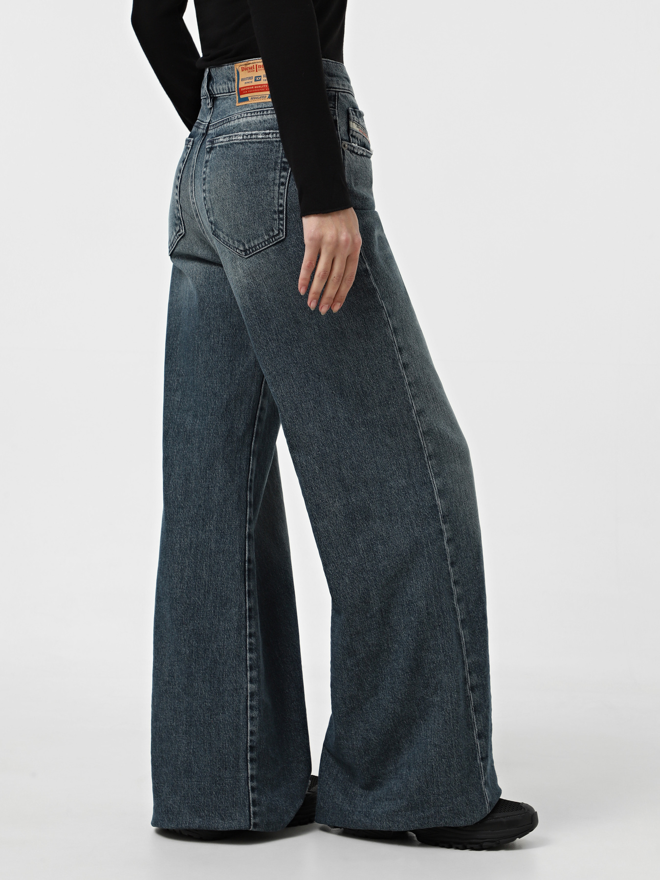 Широкі джинси Diesel модель A03624-007Y7-01 Фото