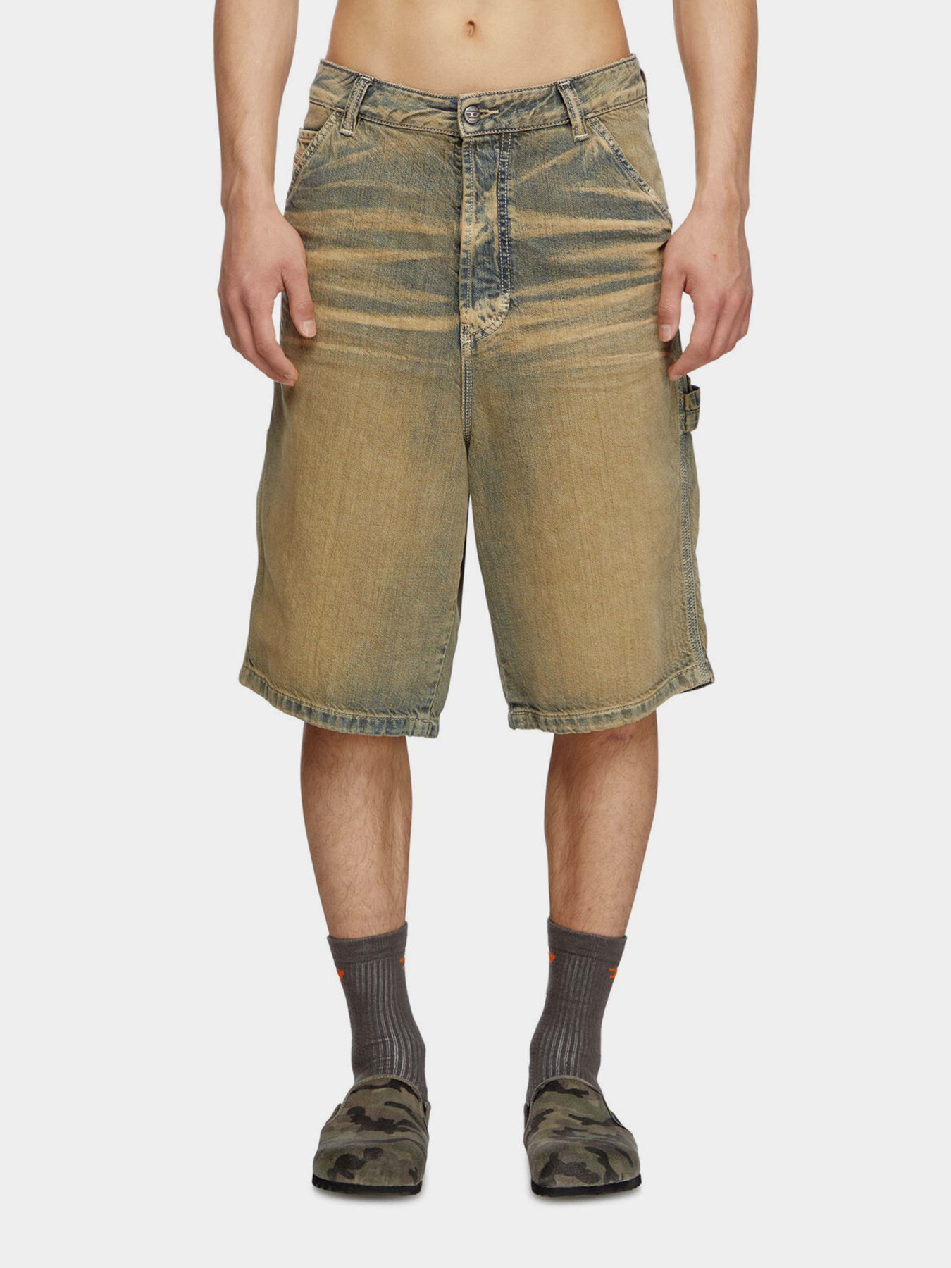 Джинсовые шорты Diesel модель A14072-09L49-1 Джинсовые шорты Diesel модель A14072-09L49-1 Фото