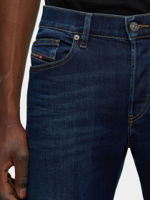 Прямые джинсы Diesel модель A00390-009NN-01 Прямые джинсы Diesel модель A00390-009NN-01 Фото