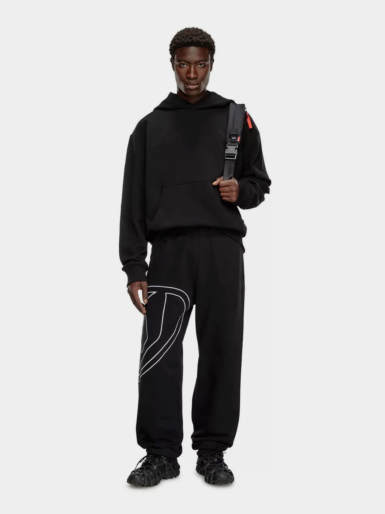 Джогери Diesel модель A11305-0GYCJ-9XX Джогери Diesel модель A11305-0GYCJ-9XX Фото