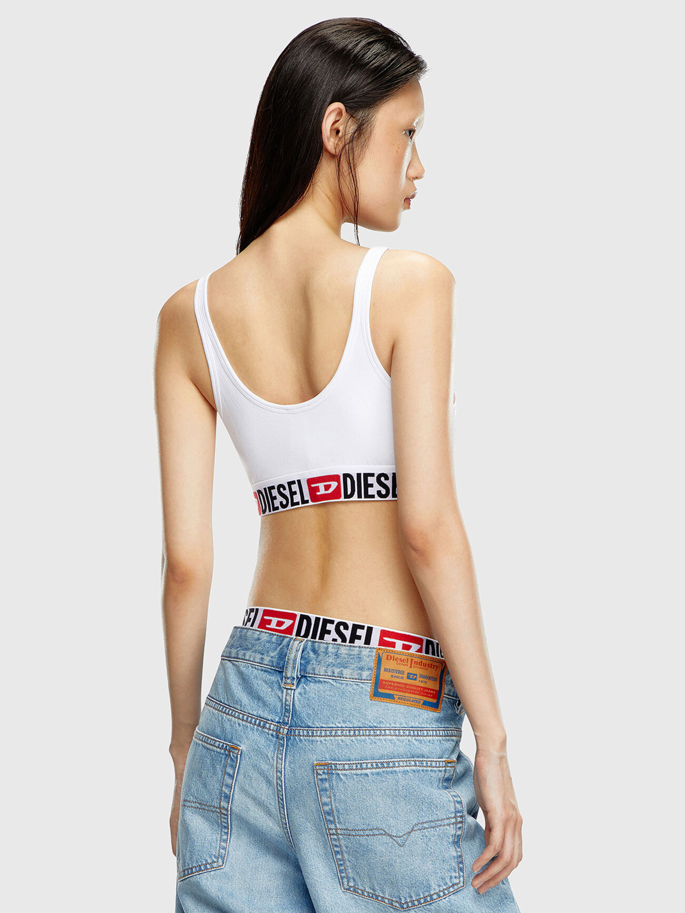 Бюстгальтер Diesel модель A13122-0NJAP-100 Фото