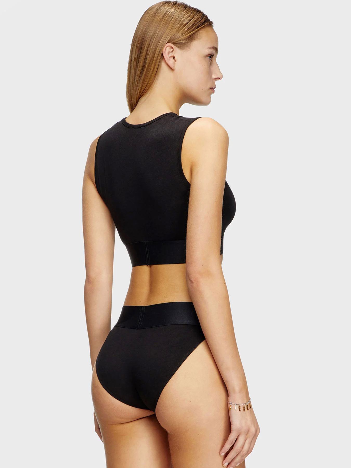 Топ спортивный Diesel модель A17661-0HMAU-9XX Фото