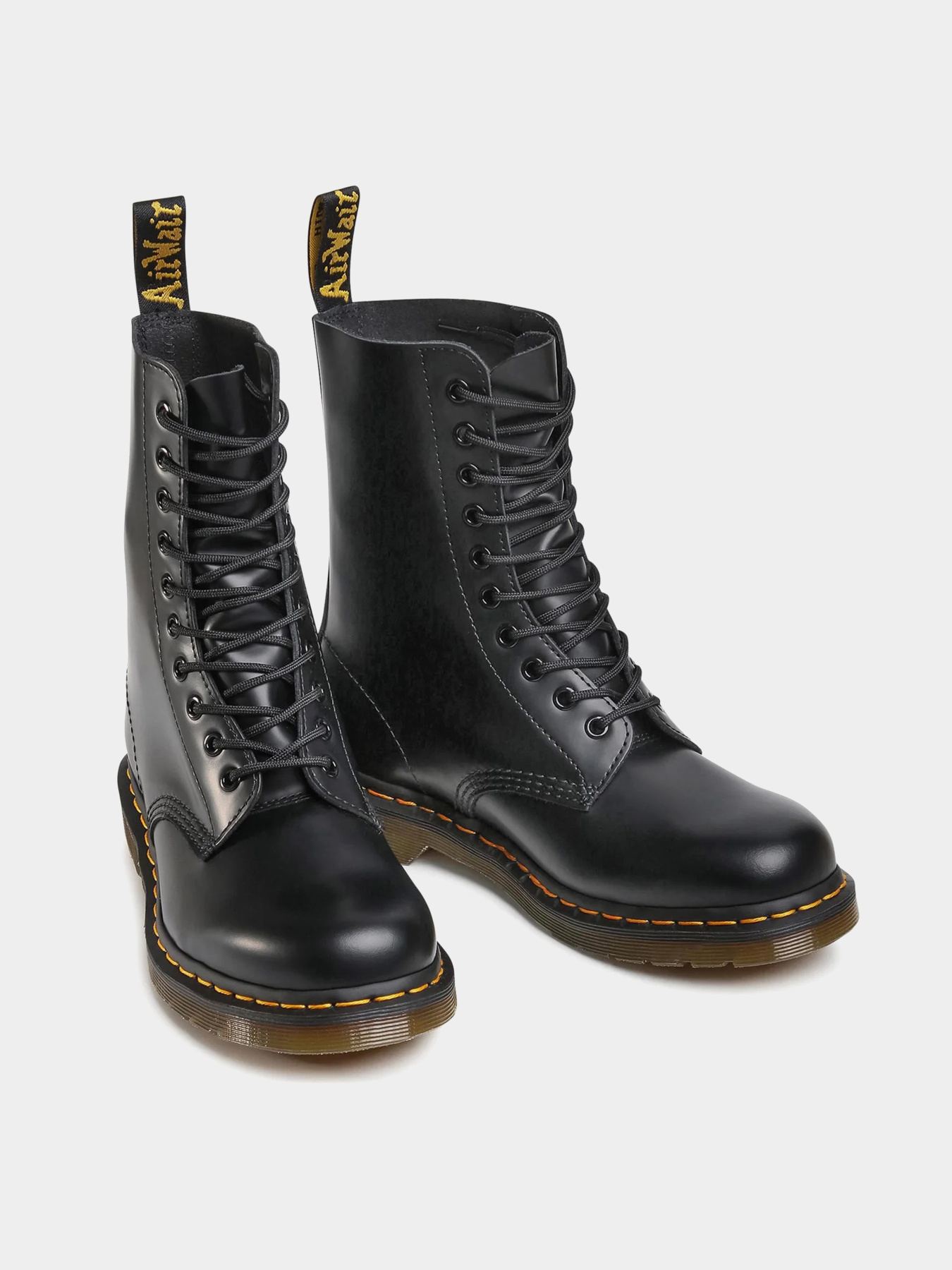 Ботинки DR. MARTENS модель 11857001 1490 Black Smooth Фото