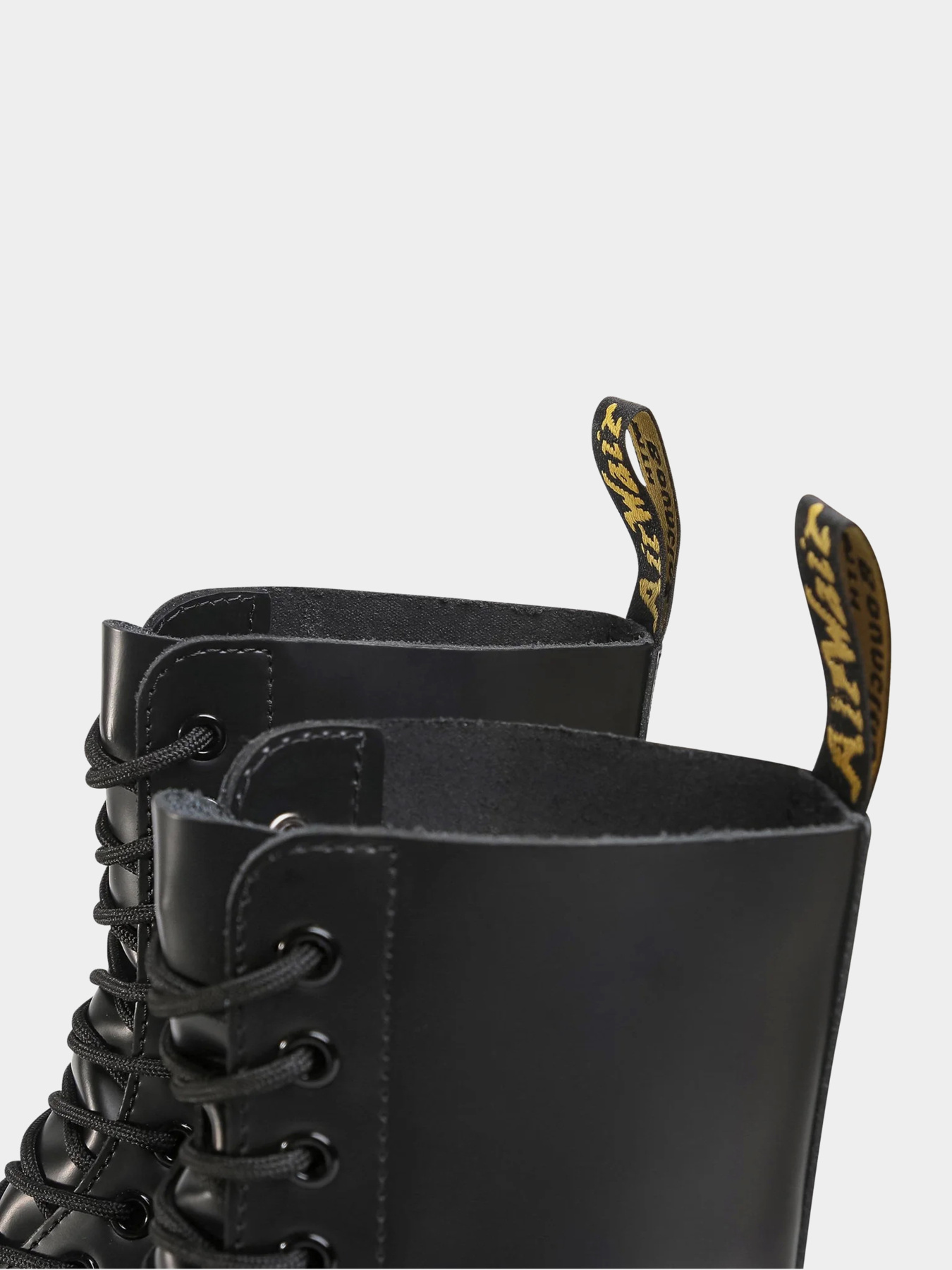 Черевики DR. MARTENS модель 11857001 1490 Black Smooth Фото