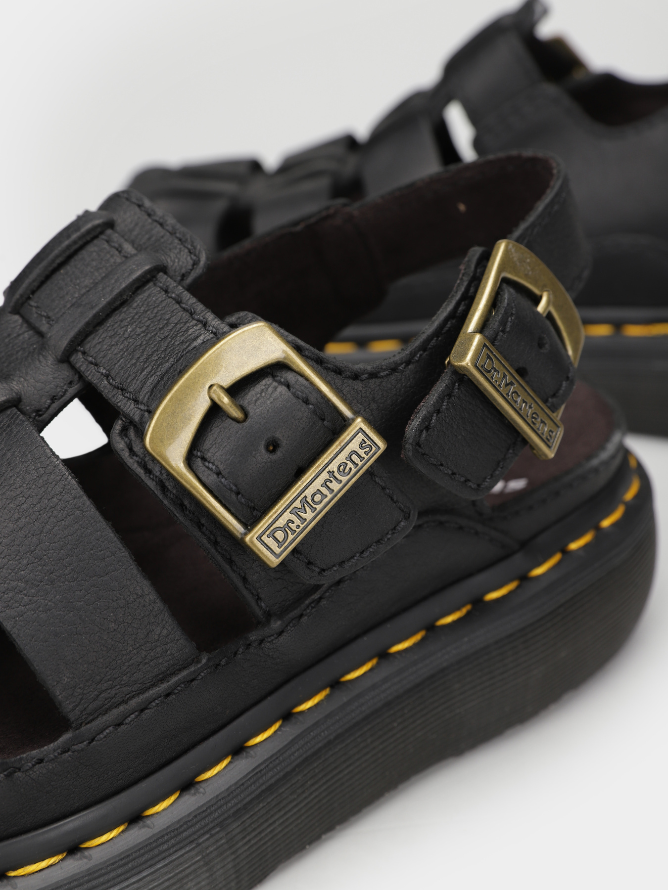 Сандалії DR. MARTENS модель 31524001 Фото